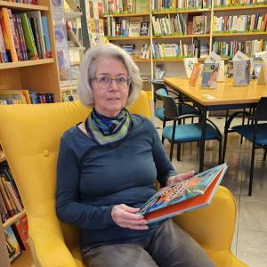 Maria Fritz, Bibliotheksmitarbeiterin